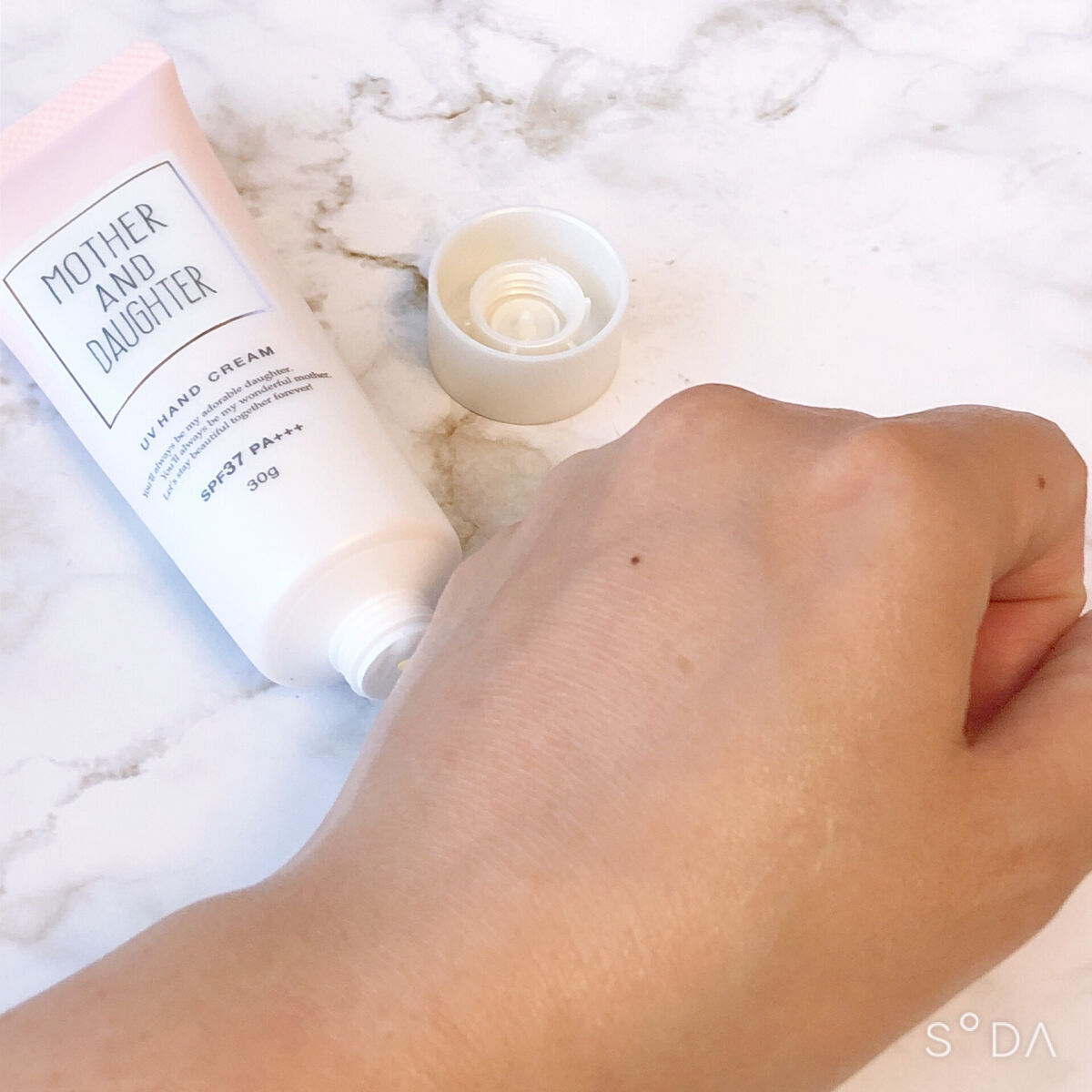 UVハンドクリームN SPF37 PA+++/Mother&Daughter/ハンドクリームを使ったクチコミ（3枚目）