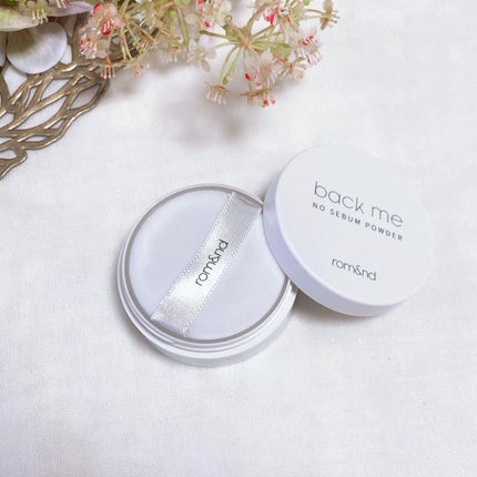 Rie_beauty on LIPS 「ロムアンドの新作のトーンアップクリームとノーセバムパウダーを使..」(4枚目)