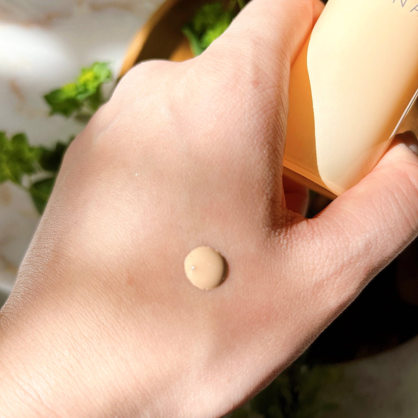 クラリティフロウリクイド/LUNASOL/リキッドファンデーションを使ったクチコミ(4枚目)