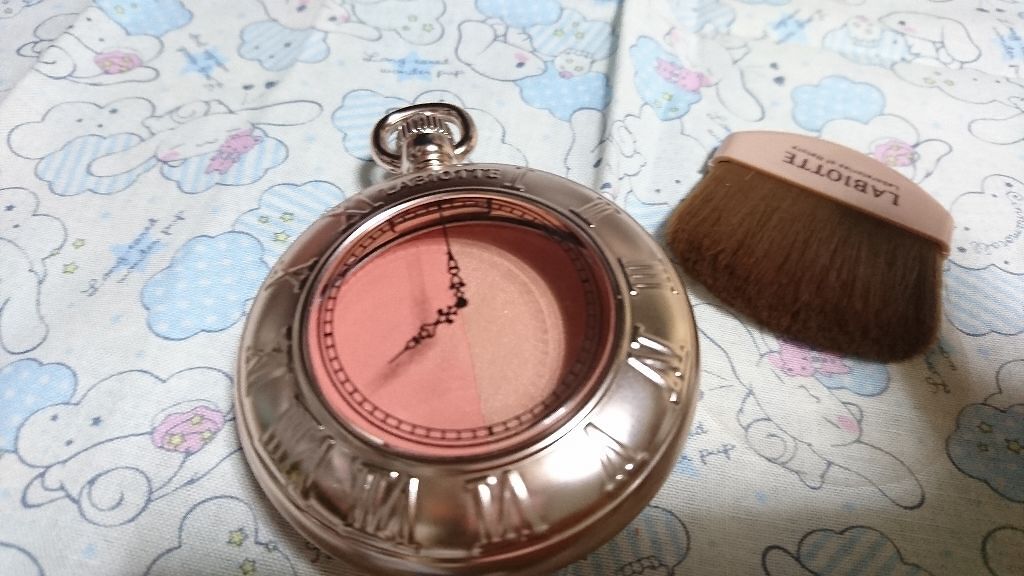 モメンティーク タイム ブラッシャー チーク/LABIOTTE/パウダーチークを使ったクチコミ(1枚目)