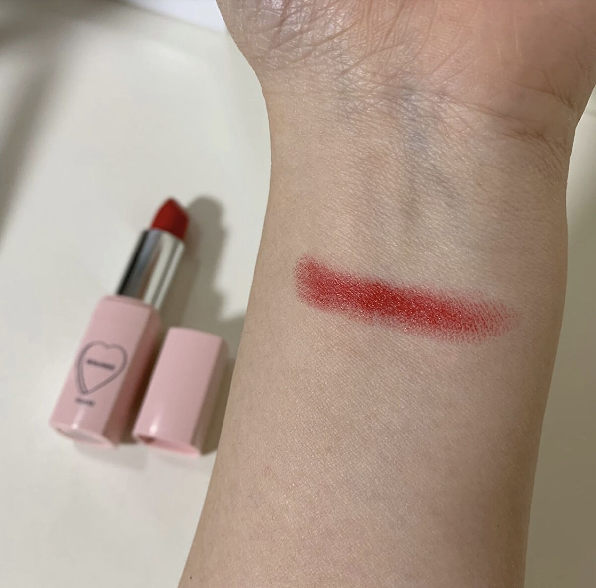 フーミー リップスティック seek/WHOMEE/口紅を使ったクチコミ（2枚目）