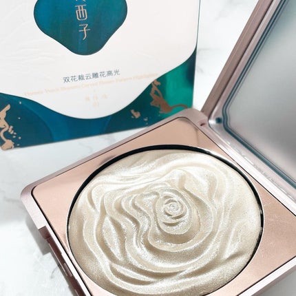 双花彫刻 ハイライト/花西子/パウダーハイライトを使ったクチコミ(1枚目)