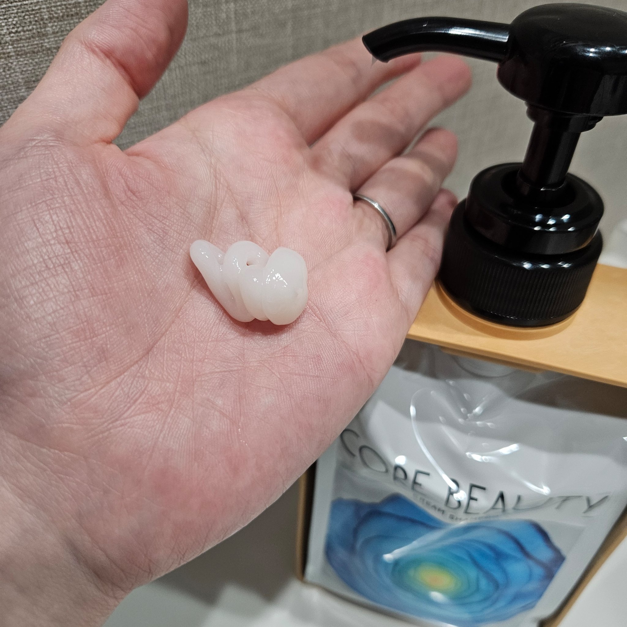 モイストケアミルク/CORE BEAUTY/アウトバストリートメントを使ったクチコミ（2枚目）