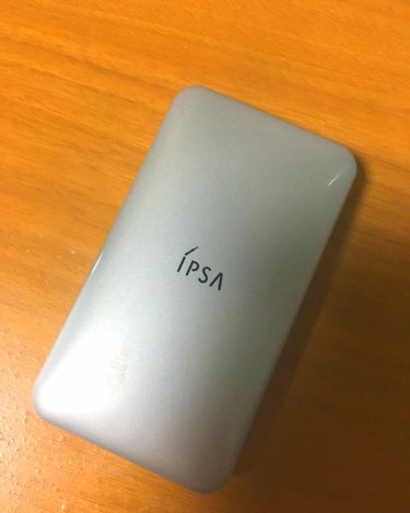 ○使用しているコンシーラー紹介○
#IPSA 
#コンシーラー

クリエイティブコンシーラー
SPF25- PA+++
使用しているコンシーラーです。使用しすぎてすごい汚いですがご了承ください…。
一番