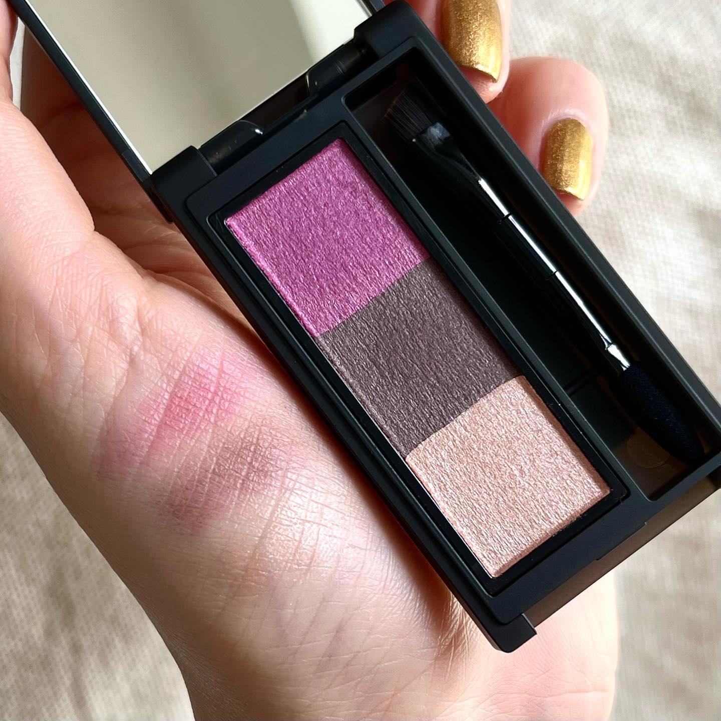 セルヴォーク インディケイトアイブロウパウダー/Celvoke/パウダーアイブロウを使ったクチコミ（2枚目）