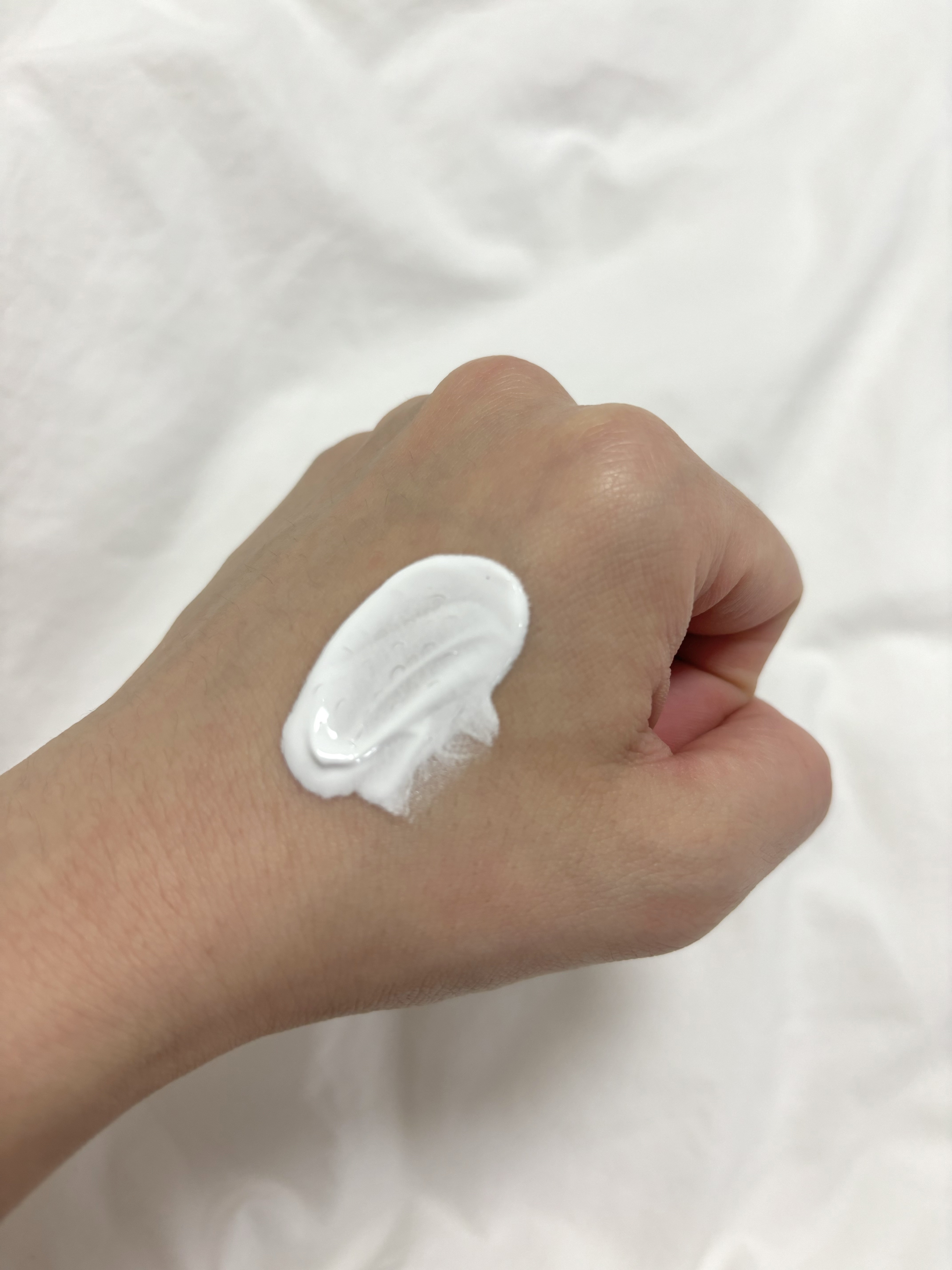 シークレットソルーションウェディングドレスピュアクリーム/It's skin/フェイスクリームを使ったクチコミ（2枚目）