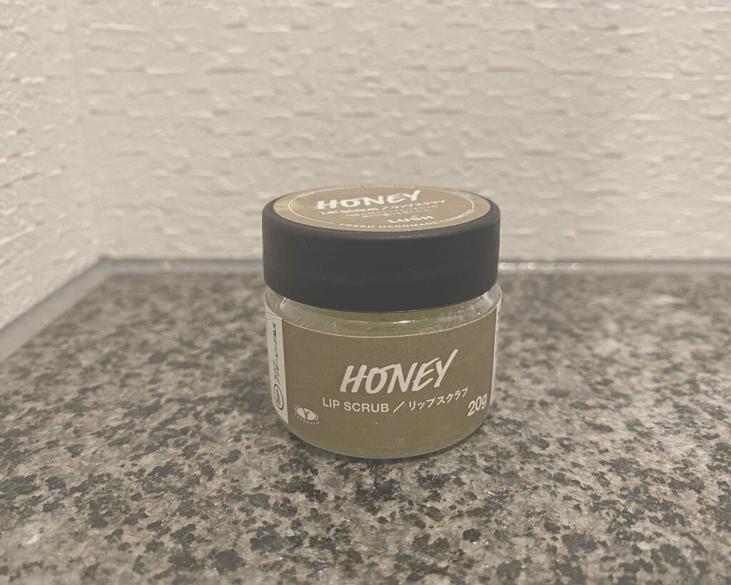 ミツバチ リップスクラブ/ラッシュ/リップスクラブを使ったクチコミ(1枚目)