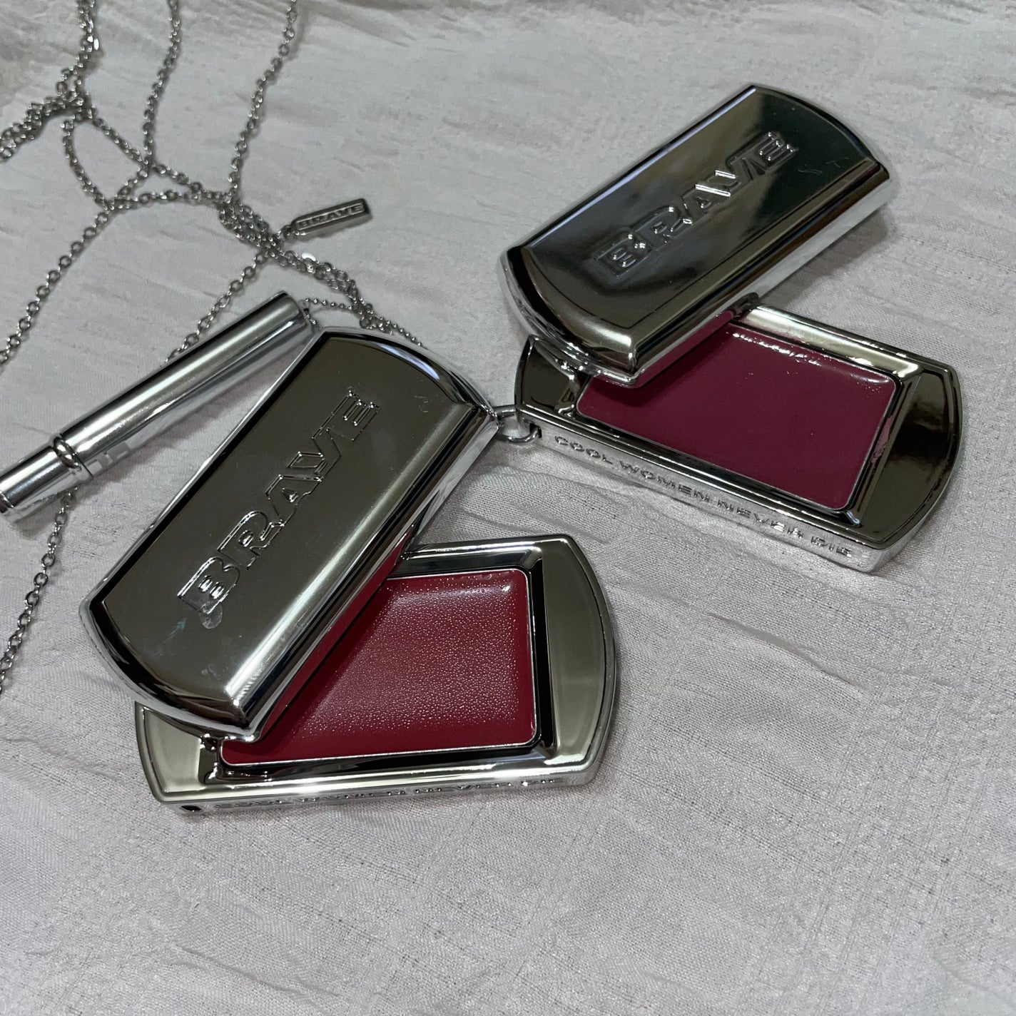 クミ on LIPS 「BRAYELIPSLEEK04"SAVVY"をお試しさせていた..」(3枚目)