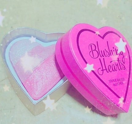 ブラッシング ハート/MAKEUP REVOLUTION/パウダーチークを使ったクチコミ(2枚目)