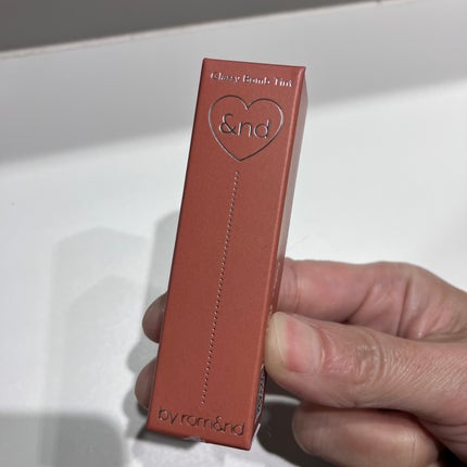 アンドバイロムアンド グラッシーボムティント/&nd by rom&nd/リップティントを使ったクチコミ(1枚目)