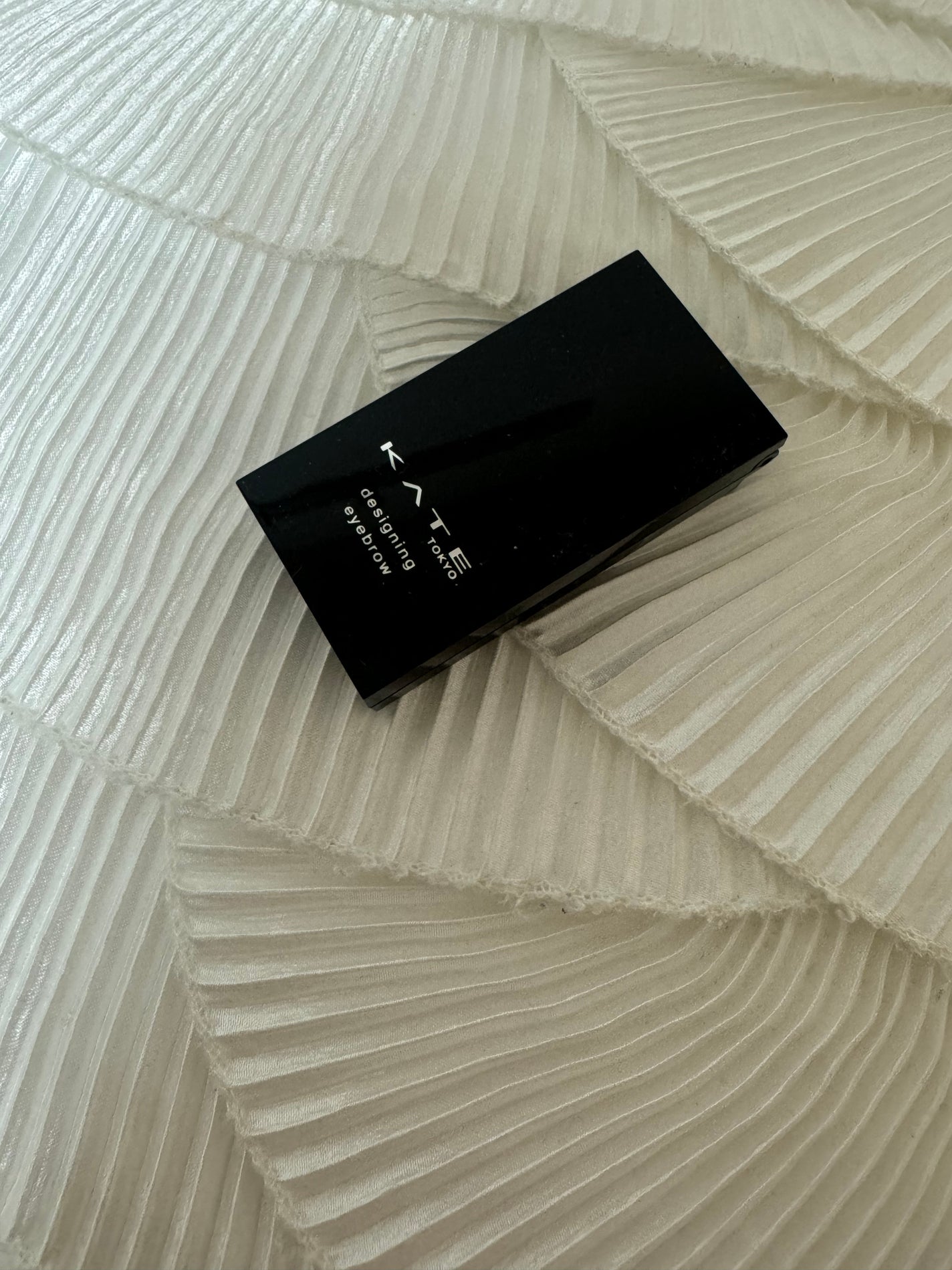 ケイト デザイニングアイブロウ3D/KATE/パウダーアイブロウを使ったクチコミ(2枚目)