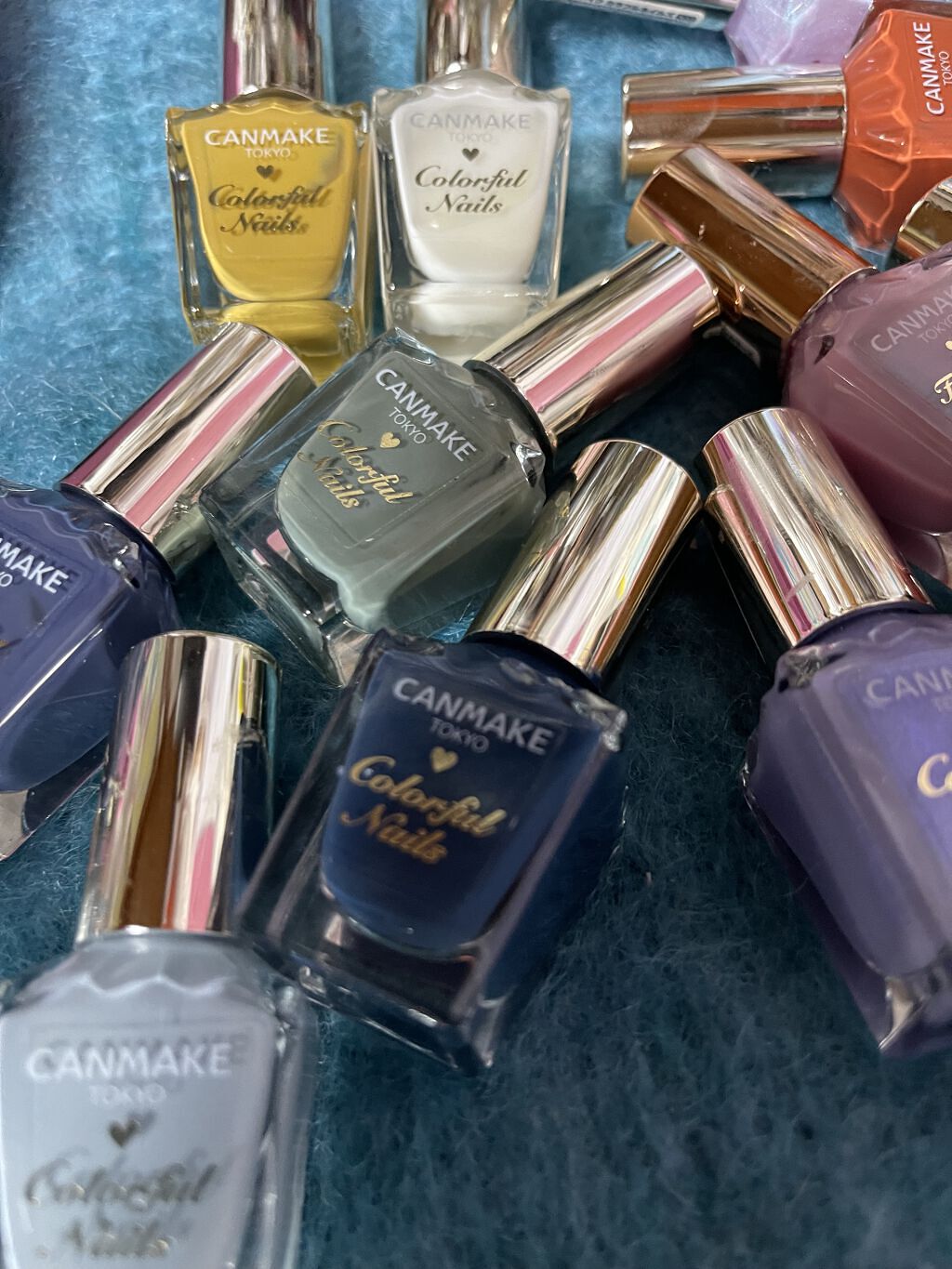 カラフルネイルズ/キャンメイク/マニキュアを使ったクチコミ（3枚目）