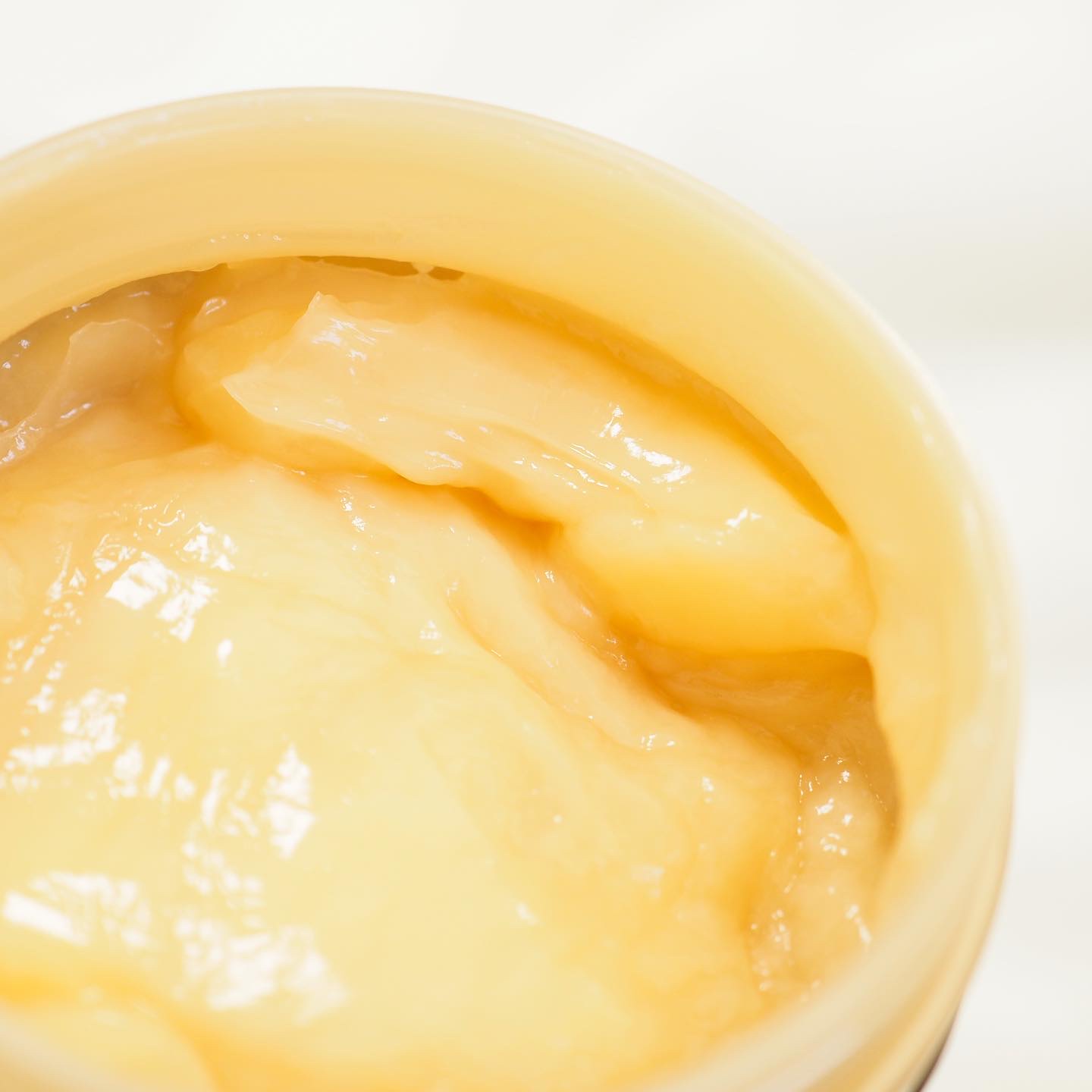 ウルミープレミアム リペアプロテイン ヘアマスク/ulumee/ヘアマスク・ヘアパックを使ったクチコミ（2枚目）