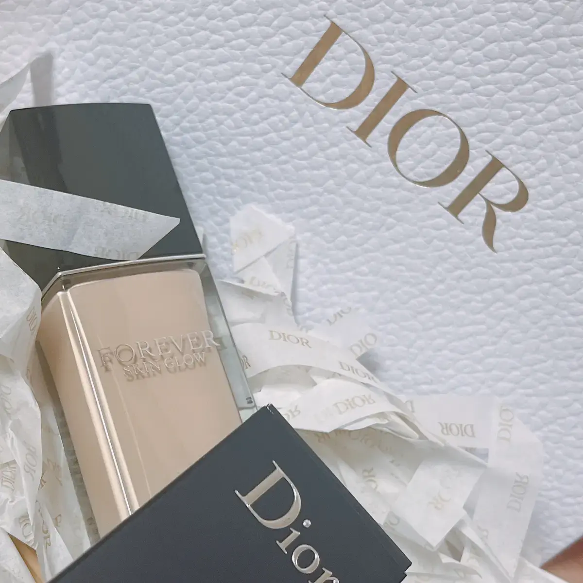 ディオールスキン フォーエヴァー フルイド グロウ/Dior/リキッドファンデーションを使ったクチコミ(1枚目)