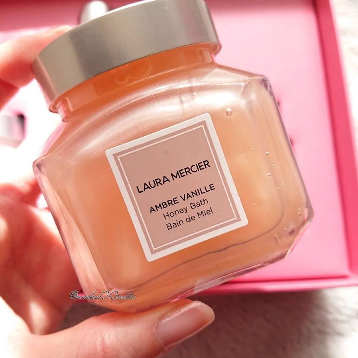 リュクス インダルジェンス アンバーバニラ コレクション/ローラ メルシエ/その他キットセットを使ったクチコミ(5枚目)