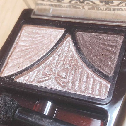 ジューシーピュアアイズ/キャンメイク/アイシャドウパレットを使ったクチコミ(3枚目)