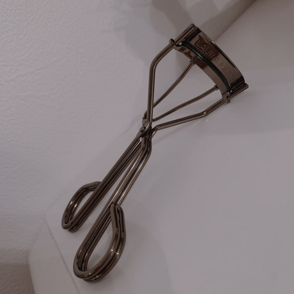 アーティスト アイラッシュ カーラー/ローラ メルシエ/ビューラーを使ったクチコミ(2枚目)