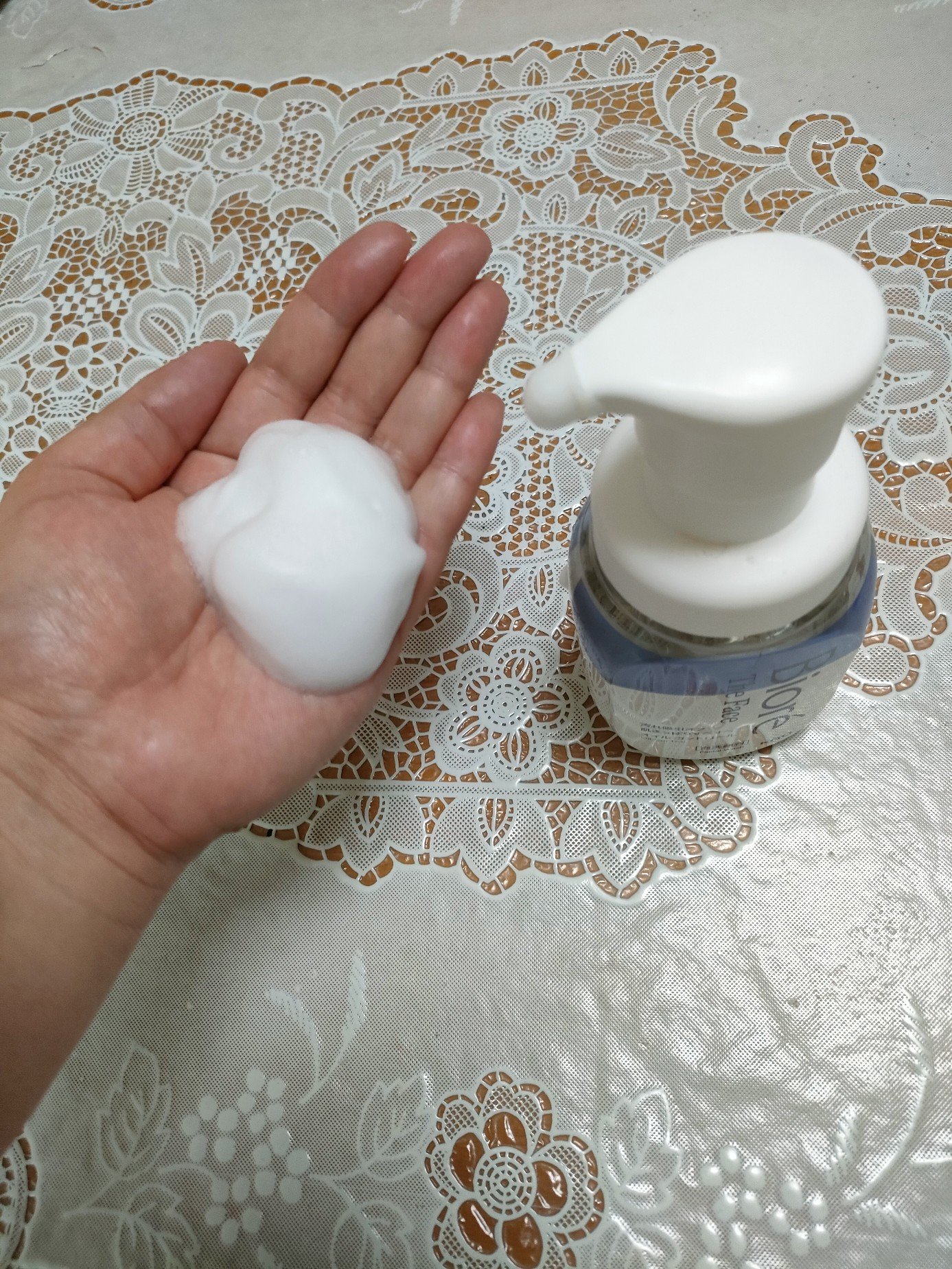 ビオレ ザフェイス 泡洗顔料 オイルコントロール 本体(200ml)/ビオレ/泡洗顔を使ったクチコミ（2枚目）