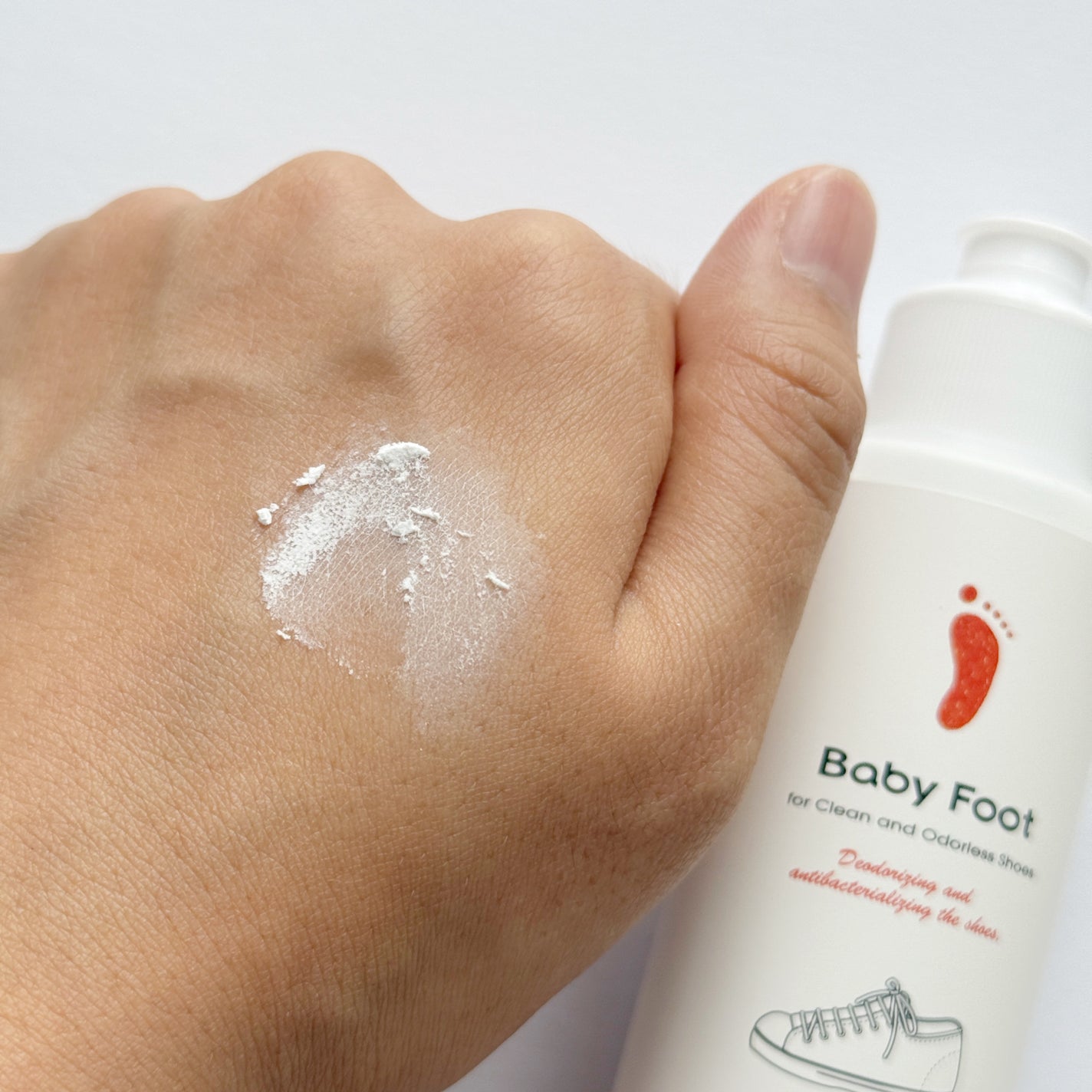 靴の消臭除菌パウダー/ベビーフット/レッグ・フットケアを使ったクチコミ(5枚目)