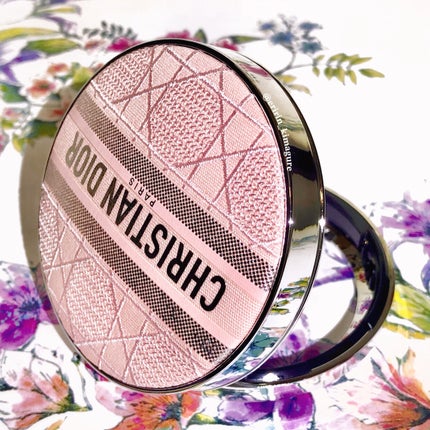 ディオールスキン フォーエヴァー クッション ケース(数量限定品)/Dior/その他化粧小物を使ったクチコミ(4枚目)