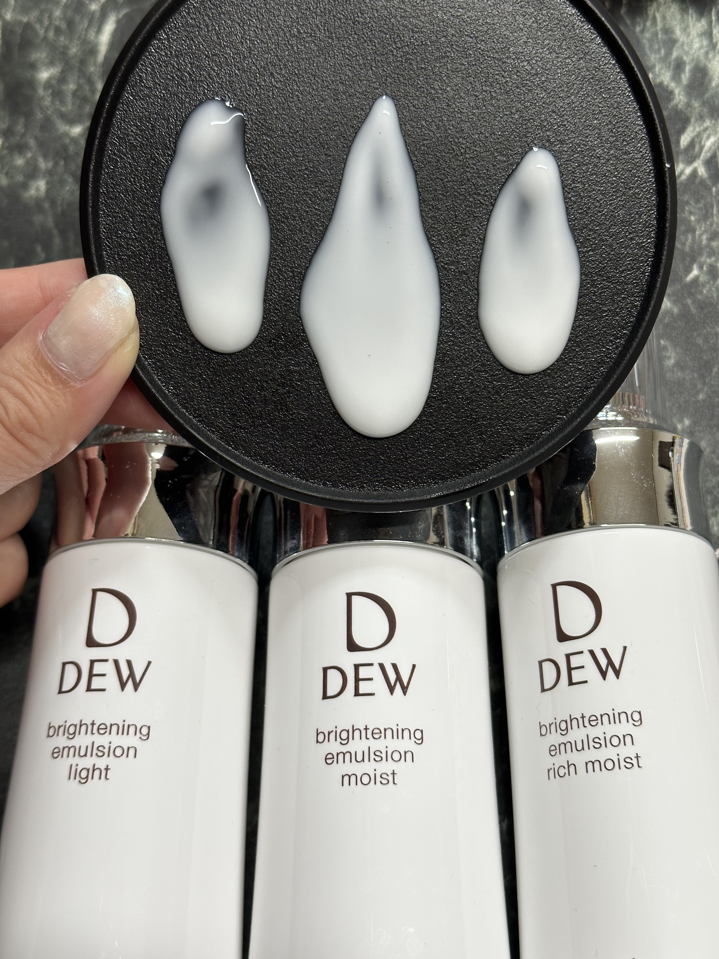 [新品][2個セット]DEW ジェリーローション マリンフローラルの香り 60g DEW ジェリーローション マリンフローラルの香り 60g