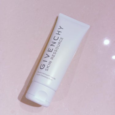 GIVENCHY スキン リソース クレンジング バームのクチコミ「GIVENCHY ジバンシィ
SKIN RESSOURCE
スキン リソース クレンジング バ.....」（1枚目）