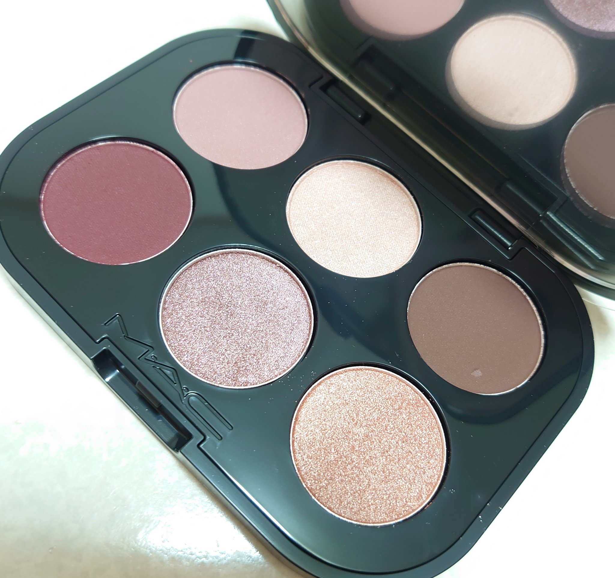 コネクト イン カラー アイシャドウ パレット × 6/M・A・C/アイシャドウパレットを使ったクチコミ（2枚目）