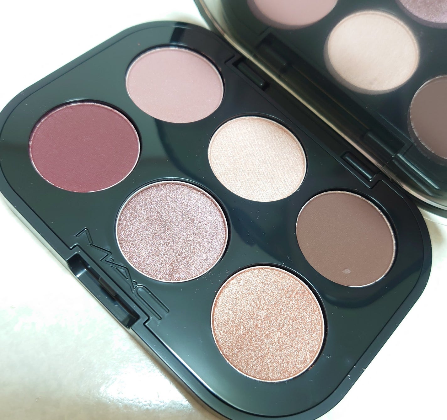 コネクト イン カラー アイシャドウ パレット × 6/M・A・C/アイシャドウパレットを使ったクチコミ(2枚目)