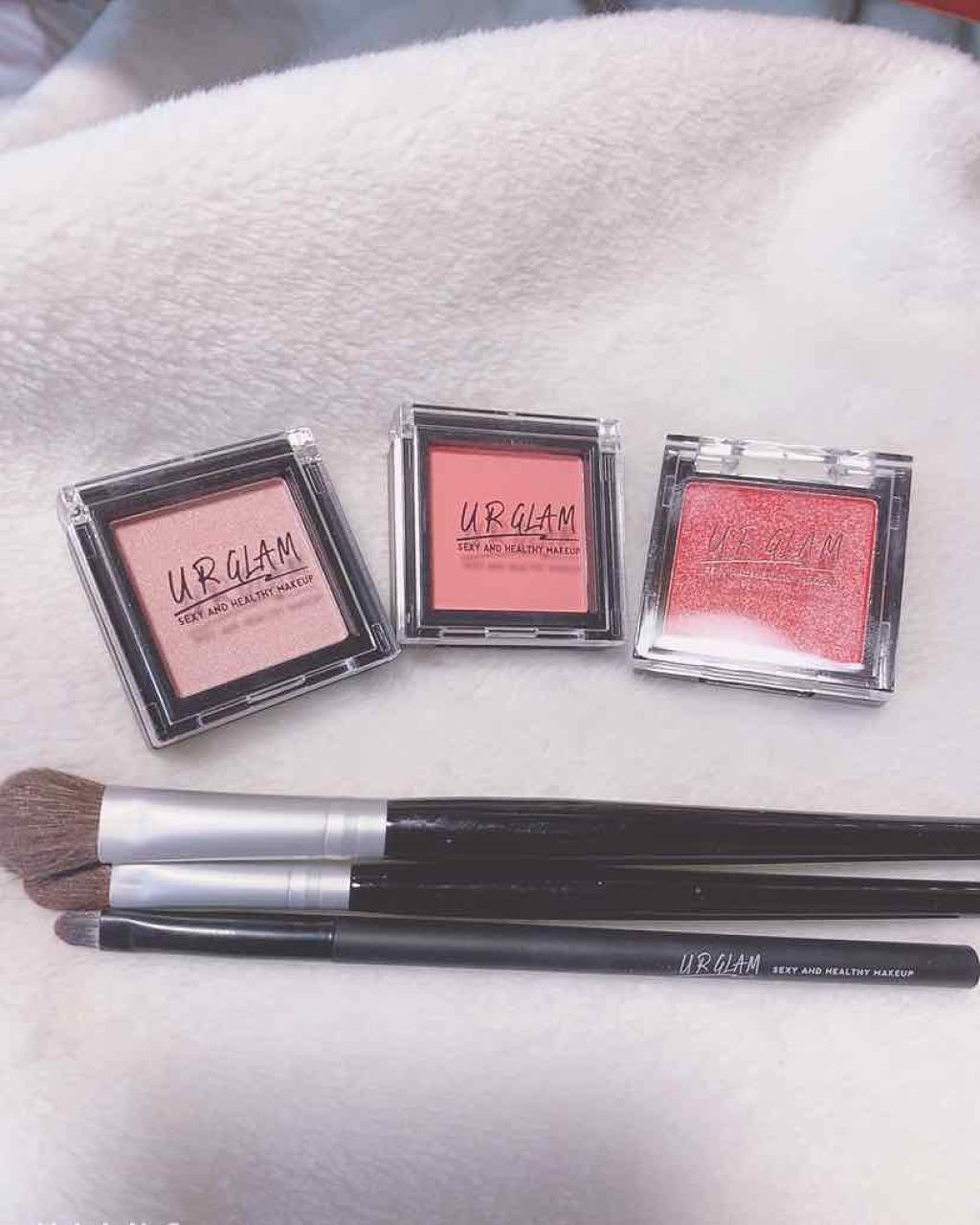 UR GLAM　SELECT EYES/U R GLAM/単色アイシャドウを使ったクチコミ（2枚目）