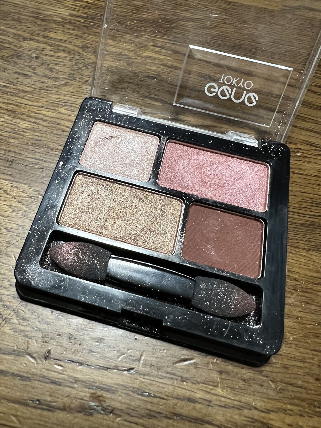 GENE TOKYO リラクシーアイシャドウ/DAISO/アイシャドウパレットを使ったクチコミ（1枚目）
