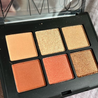 ヴォワヤジュールアイシャドウパレット 1193/NARS/パウダーアイシャドウを使ったクチコミ（1枚目）