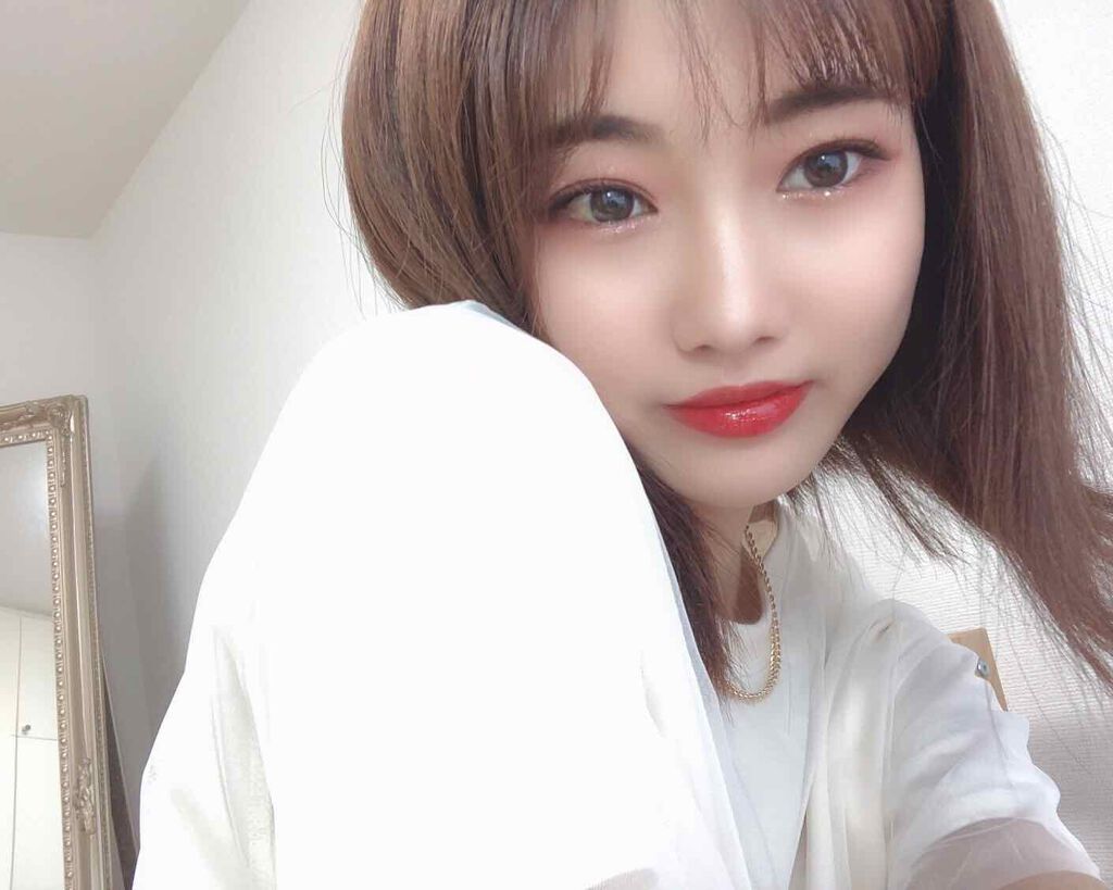 B. by BANILA super bling glitterのクチコミ「存在感のあるラメ使ってみたくないですか、、、？

KPOPアイドルのようなキラキラのピンクメイ.....」（3枚目）