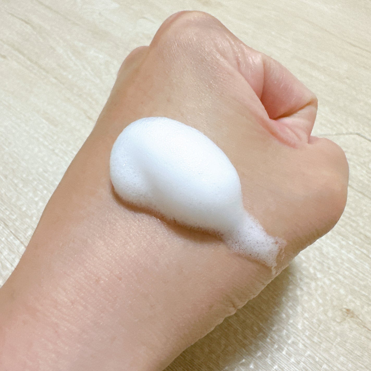 エッセンシャル ワンステップクレンズ/BENEFIQUE/泡洗顔を使ったクチコミ(4枚目)