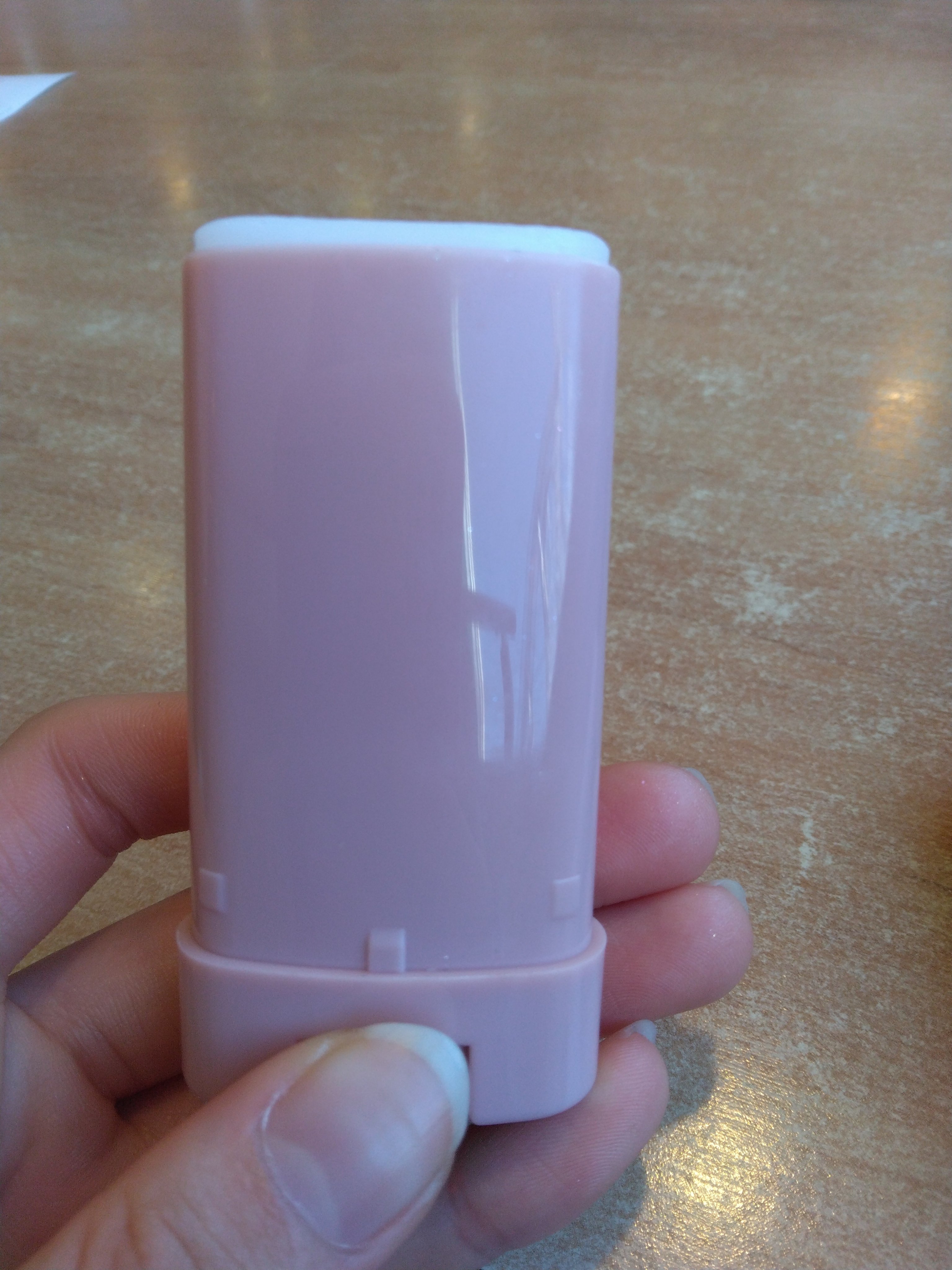 スティック型ヘアバーム/セリア/ヘアバームを使ったクチコミ（2枚目）