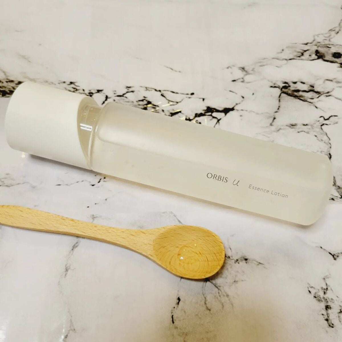 空 on LIPS 「とろりとしたとろみ化粧水です。スタイリッシュなボトル。まさに、..」(1枚目)