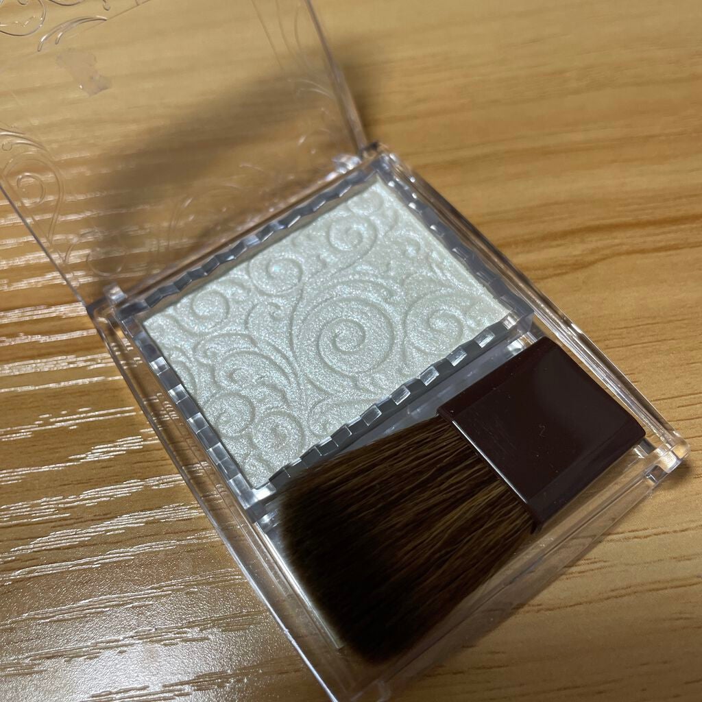 パールグロウハイライト/CEZANNE/パウダーハイライトを使ったクチコミ(2枚目)