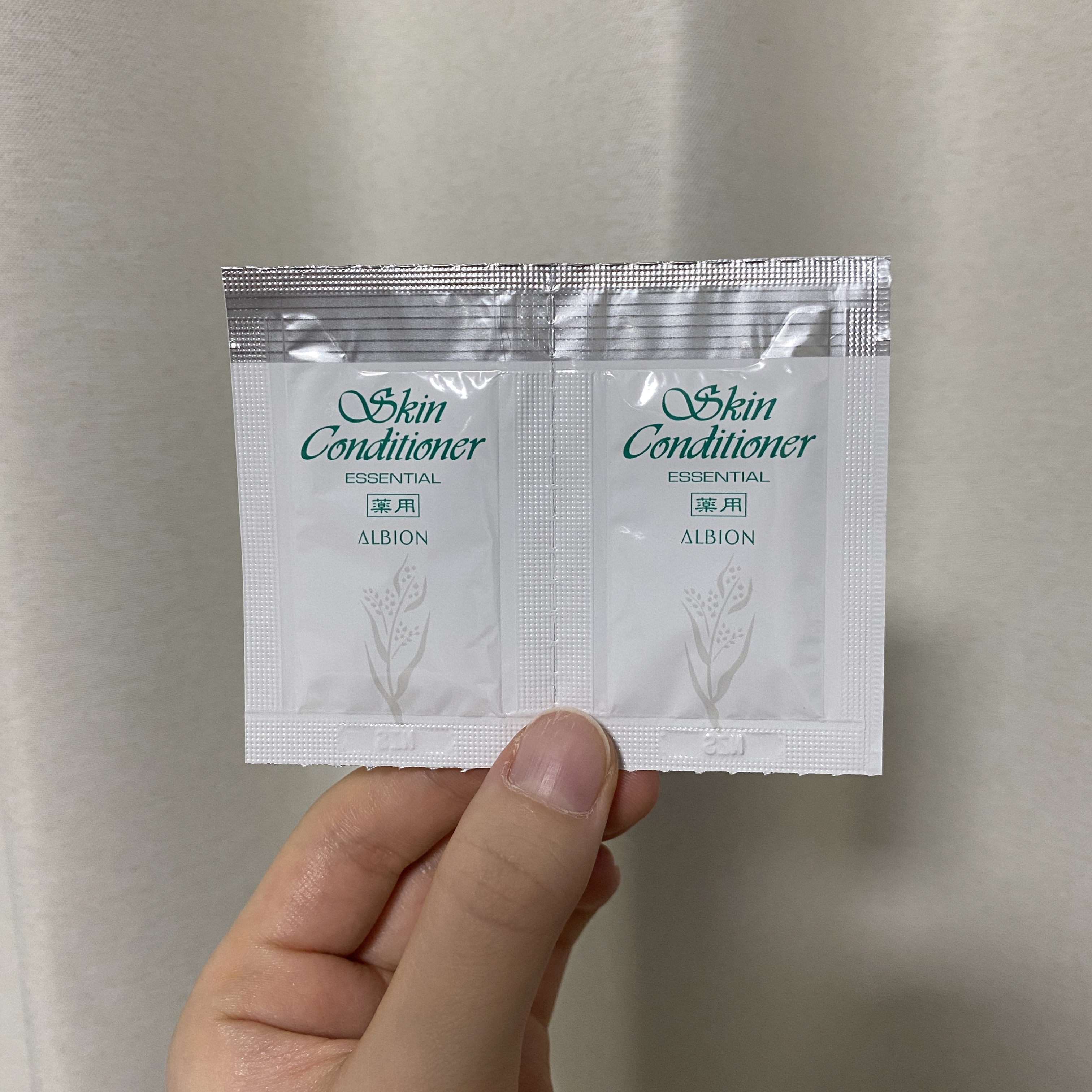  薬用スキンコンディショナーエッセンシャル N/ALBION/化粧水を使ったクチコミ（1枚目）