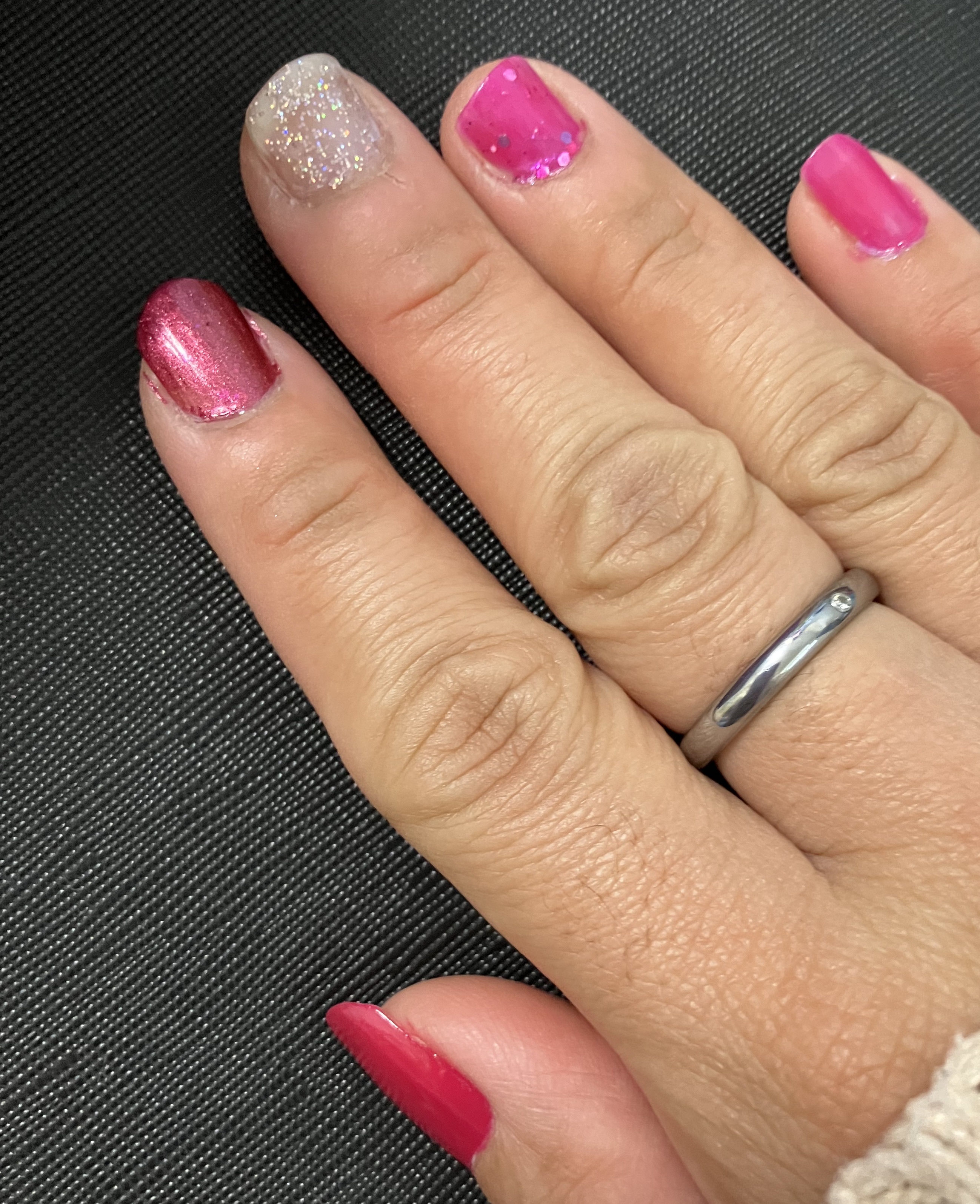 ルナソル ネイルポリッシュ EX12 Damask Rose（限定）/LUNASOL/マニキュアを使ったクチコミ（3枚目）