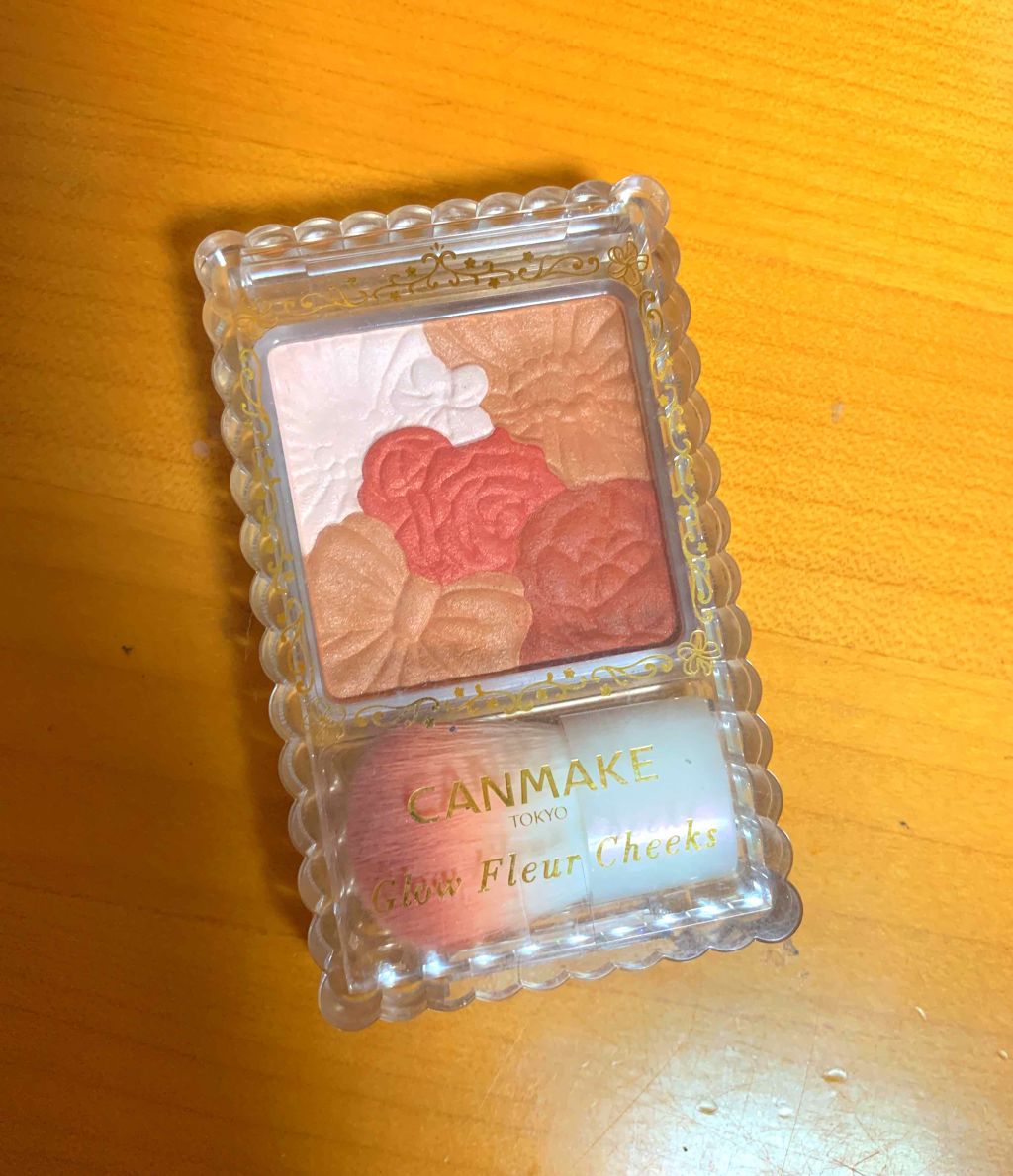 グロウフルールチークス/キャンメイク/パウダーチークを使ったクチコミ（1枚目）