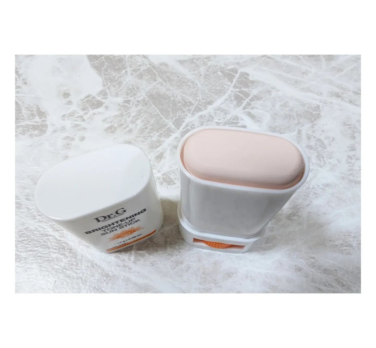 ブライトニングアップサンスティック SPF50+ PA++++/Dr.G/日焼け止めスティックを使ったクチコミ(2枚目)