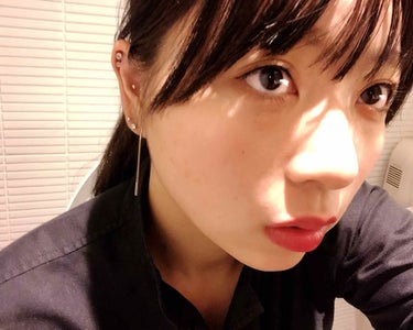 しに子ちゃん on LIPS 「そういえばピアスの話もしましょう。わたしは左耳に六つ、右耳に二..」（1枚目）