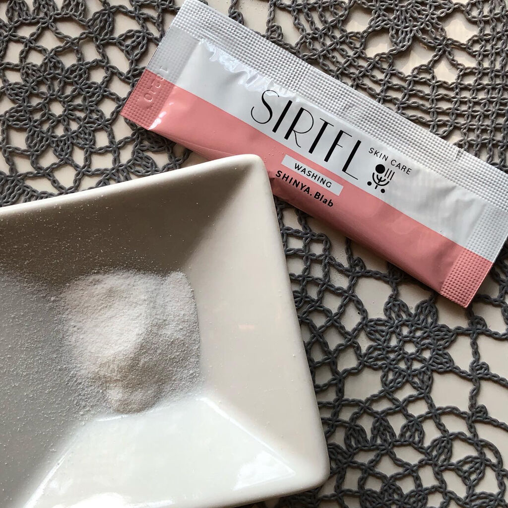 ブライト酵素洗顔パウダー/SIRTFL/洗顔パウダーを使ったクチコミ（2枚目）