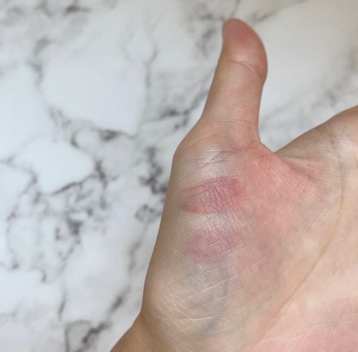 リップアーマー/KiSS/口紅を使ったクチコミ（3枚目）