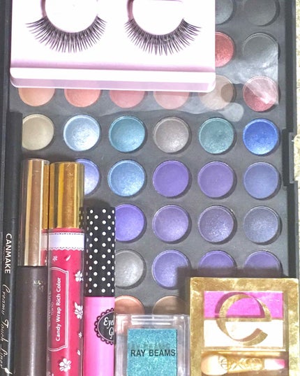 reme on LIPS 「今回はジャスミンメイクに挑戦してみました🧞♂️お手持ちのメイ..」(4枚目)