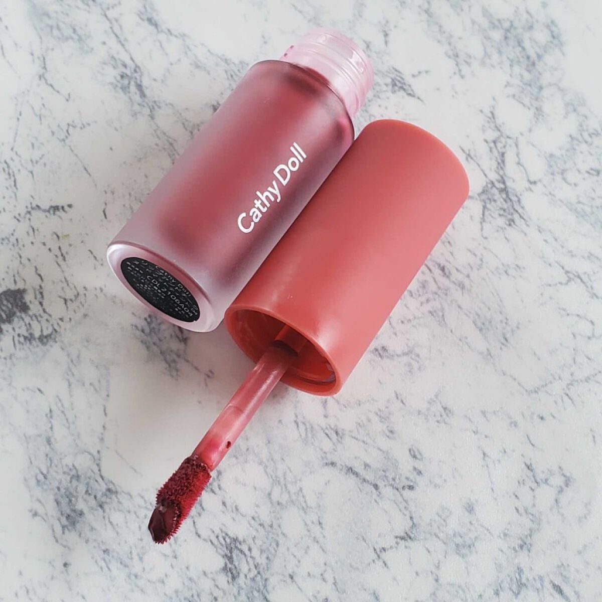 リップアンドチーク ヌードマットティント/CathyDoll/リップティントを使ったクチコミ(2枚目)