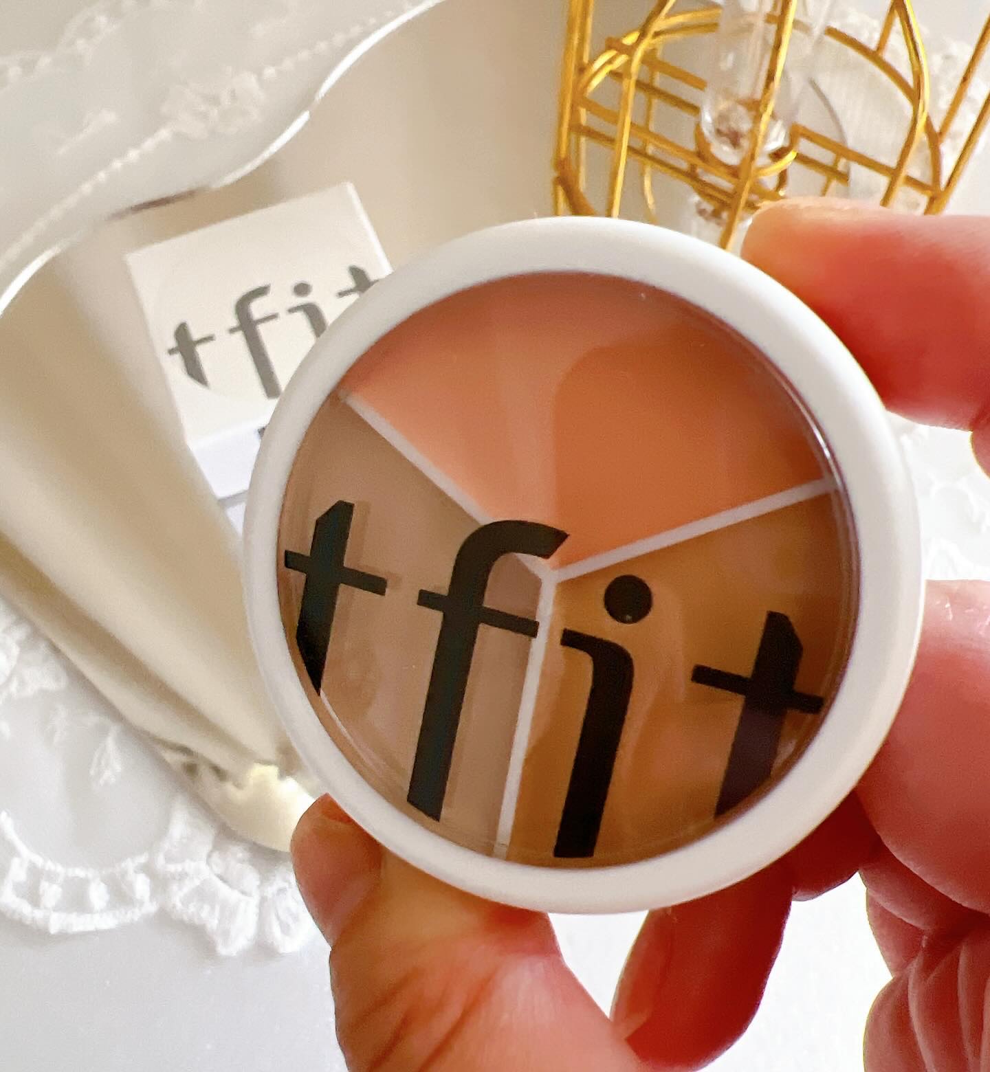 カバーアッププロコンシーラー/TFIT/パレットコンシーラーを使ったクチコミ（2枚目）