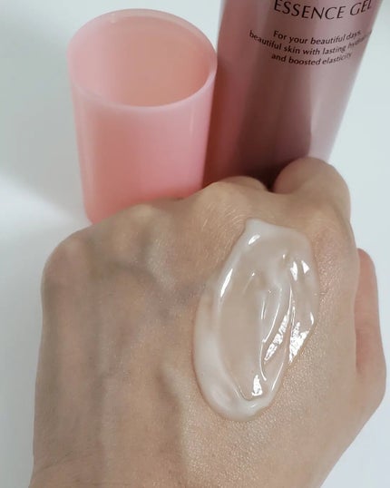 Hazumie -はずみへ- エッセンスジェル/トリニティーライン/オールインワン化粧品を使ったクチコミ(7枚目)