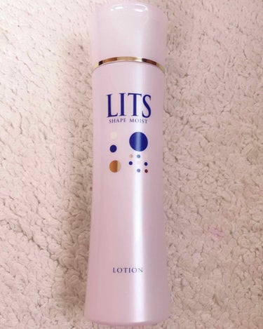 LIPS🏥
シェイプモイストローション

150mL
お化粧水です。

とろみのあるテクスチャで、これだけで保湿力があります。

冬の乾燥時期に使ってました。
乾燥、花粉、敏感肌の私でしたが、特にこの化