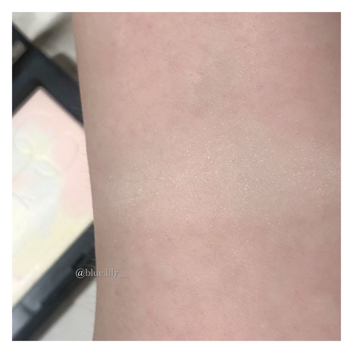 ライトリフレクティング プリズマティックパウダー/NARS/プレストパウダーを使ったクチコミ(3枚目)