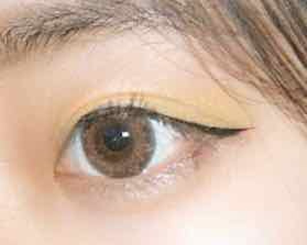 シャドーカスタマイズ/MAJOLICA MAJORCA/単色アイシャドウを使ったクチコミ（3枚目）